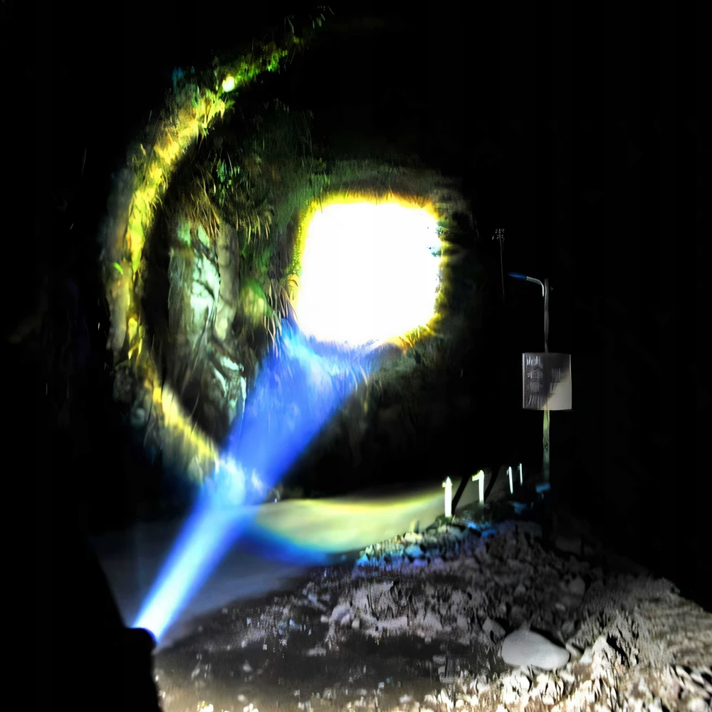 Retoo Taktinis žibintuvėlis BrightCore XHP90