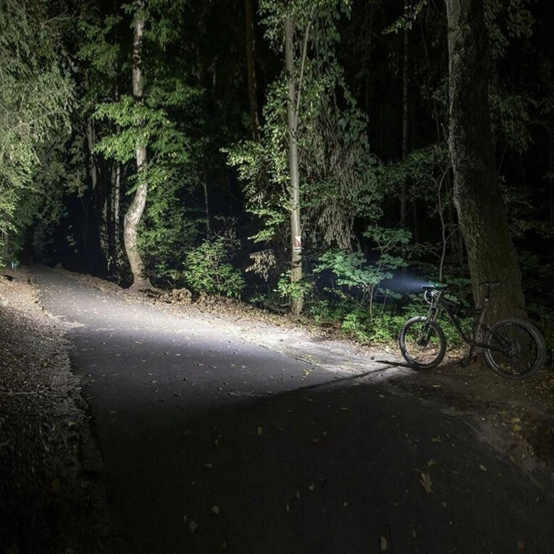 Retoo Lampka LED dviračio žibintas, priekinis, 1800 liumenų, stiprus + galinis -s103
