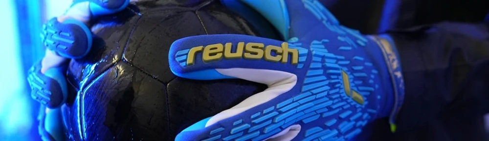 Reusch Attrakt Grip vartininko pirštinės 7.5 dydis
