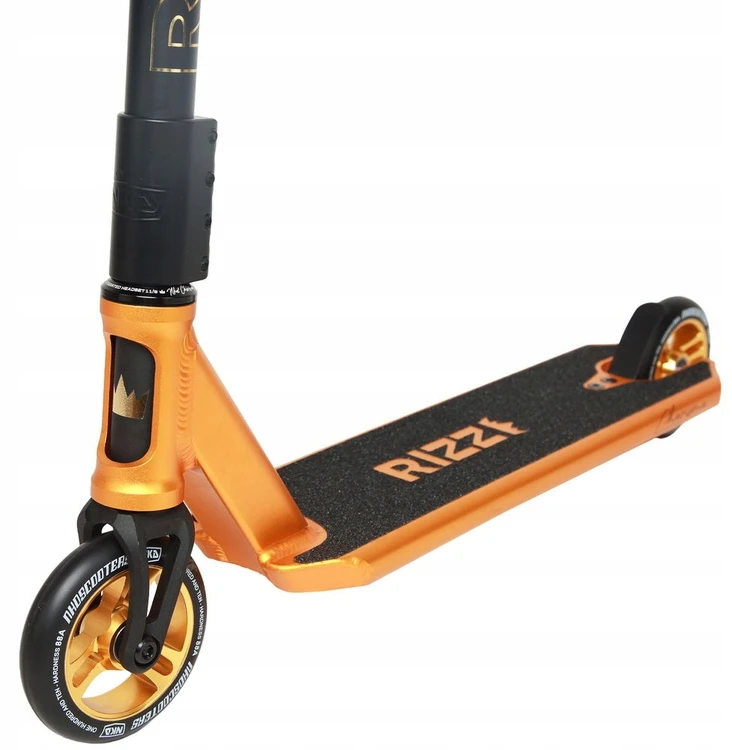 Riedlentė: „Stunt scooter NKD GOAT Gold“