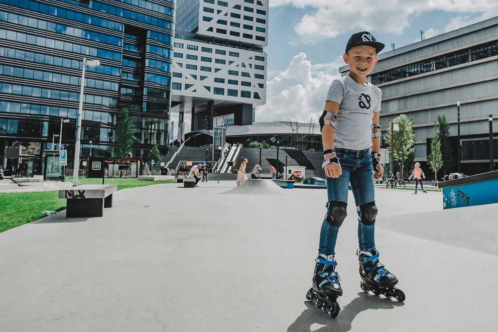 Nijdam Apsaugos vaik. čiuožykla. Neo Nero N61EC01 M Juodas/Pilkas
