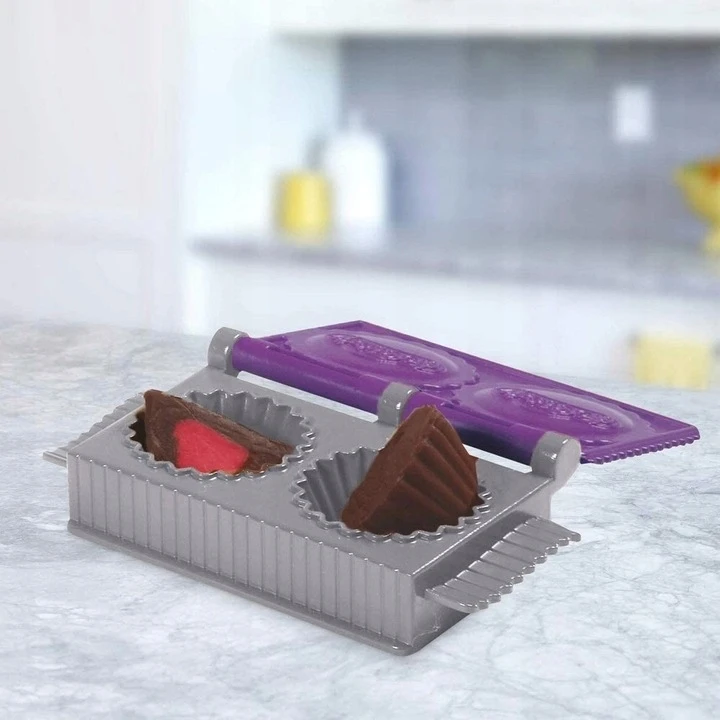 Hasbro Play-Doh plastilino rinkinys „Saldainių fabrikas“