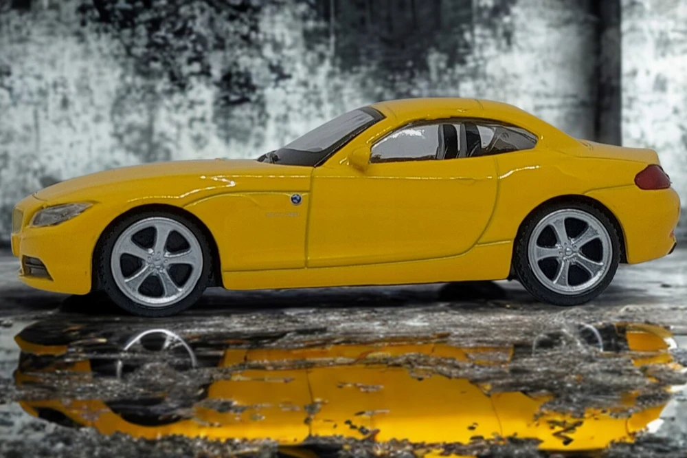 RMZ BMW Z4 Die-Cast Car 1:43 automobilis kolekcininkui ir vaikui