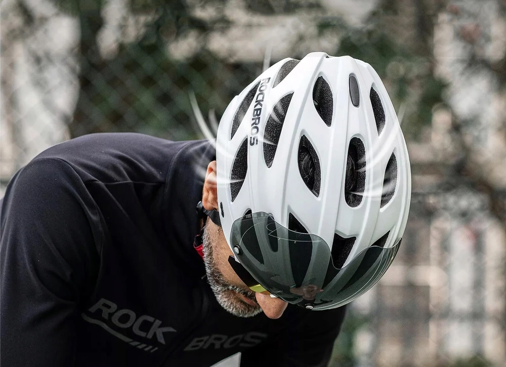 Rockbros Tt-16 dviračio šalmas, baltas, 58-65cm, su nuimamu vizieriu