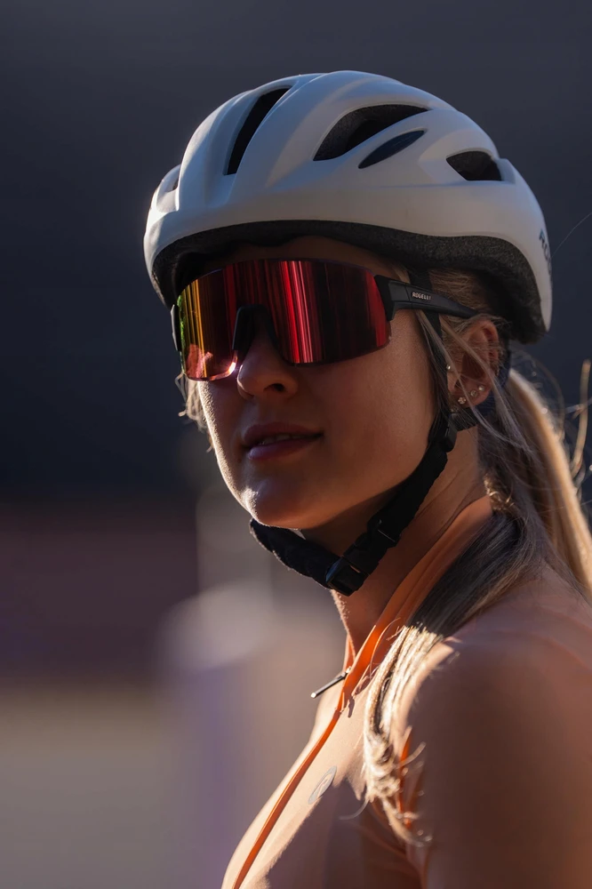 Rogelli Swift sportiniai akiniai – lengvi ir patvarūs