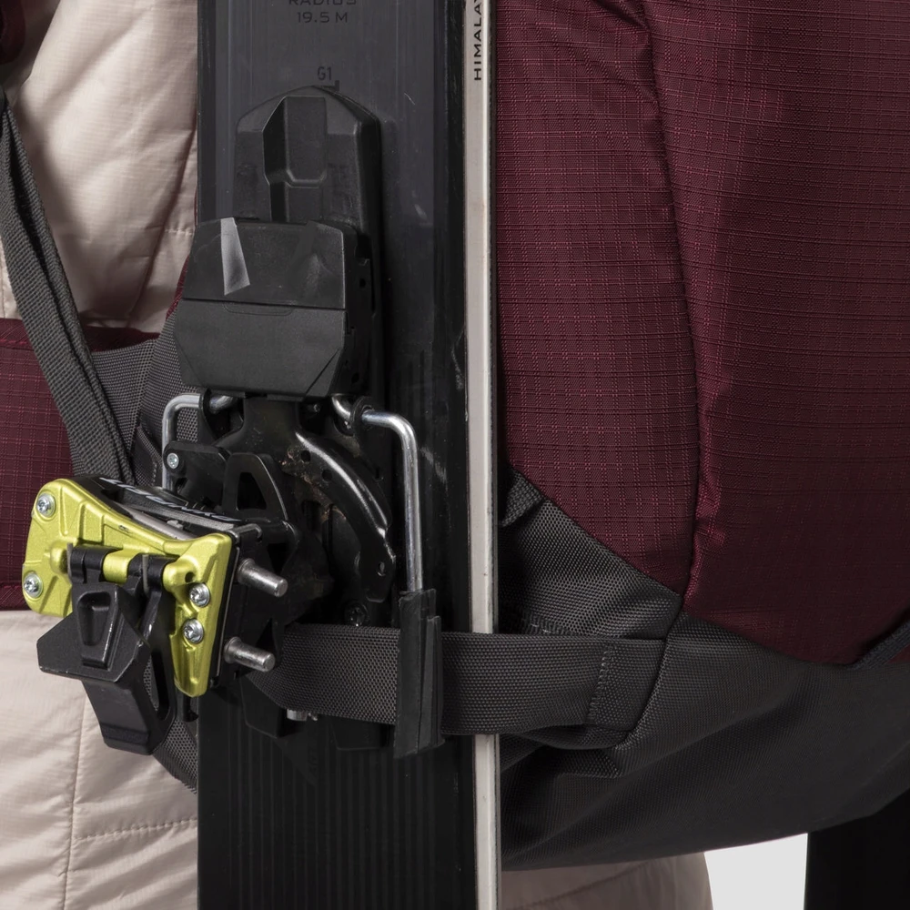 Salewa Winter Mate 28l kuprinė - raudona