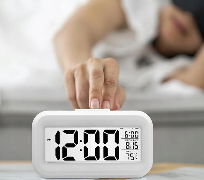 SATIS ZEGAR Z BUDZKIEM TERMOMETREM ELEKTRONICZNY CZYTELNY BUDZIK Baltas EB542W