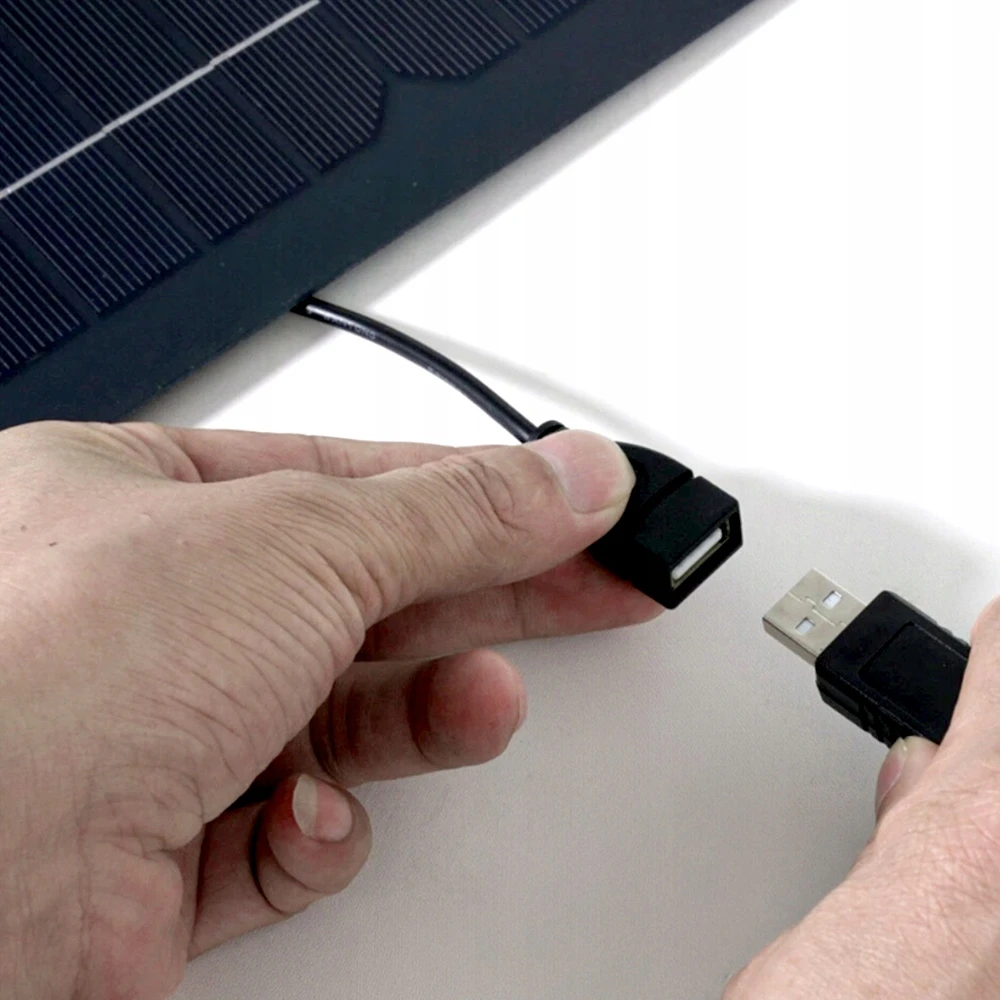 SAULĖS Įkroviklis priekaboms Kempingas SOLAR TOURIST PANEL