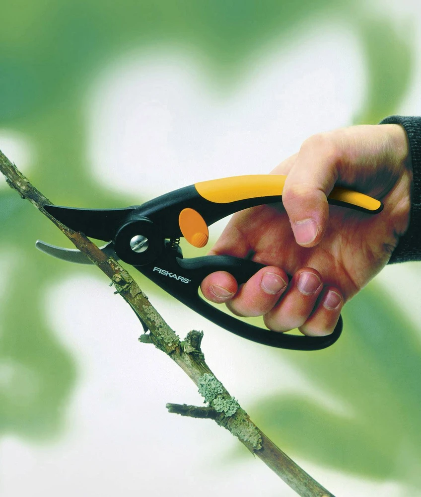 Fiskars Sekatorius prasilenkiančiais ašmenimis 1001534