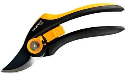 Fiskars Plus SmartFit sekatorius prasilenkiančiais ašmenimis (P541) 1057169