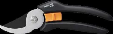 Fiskars Solid™ sekatorius prasilenkiančiais ašmenimis (P121)