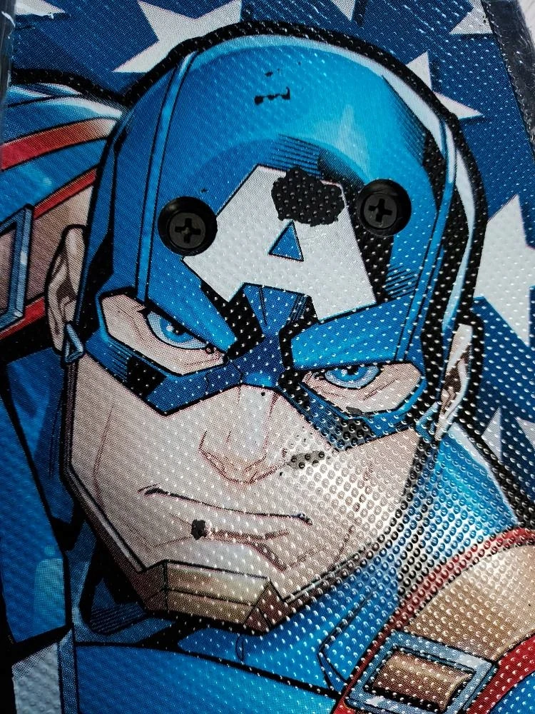 Seven Pennyboard riedlentė Captain America