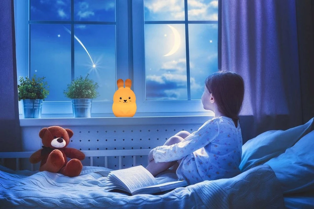 SEVERNO Kids SILIKONINĖ NAKTINĖ LEMPA VAIKAMS, MINKŠTA, SPALVINGA RGB LED USB XXL + NUOTOLINIO PULTAS