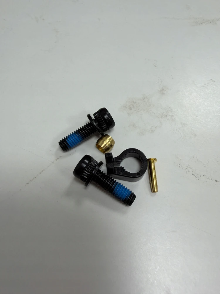 Shimano BL-MT501/BR-MT500 hidrauliniai stabdžiai 1700mm/800mm komplektas 2 stūmokliai
