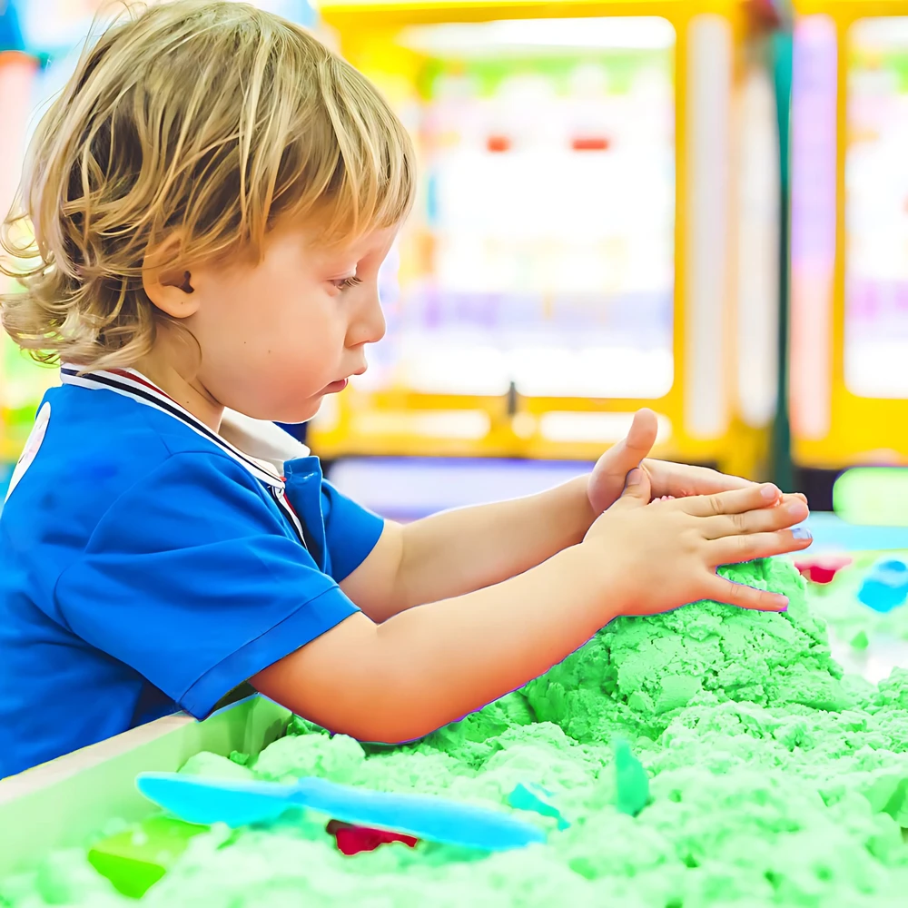 Shopek KINETIC SAND RINKINYS 3kg smėlio dėžės dovanų formelės magiškai spalvingos