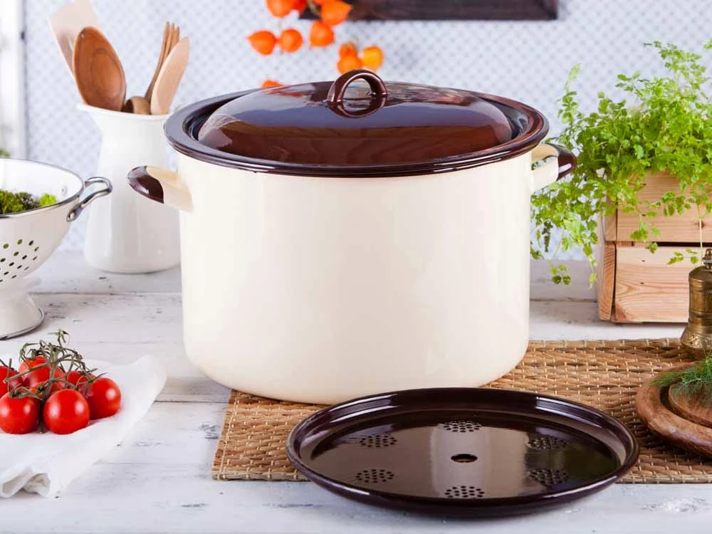 Silesia Emalio puodas su dangteliu 13,6 l skersmuo 30 cm aukštis 20 cm kreminis/tamsus centras 7686
