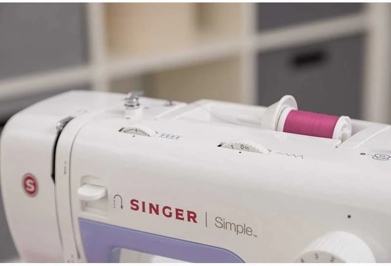 Siuvimo mašina SEWING MACHINES SINGER SIMPLE3232 230001146
