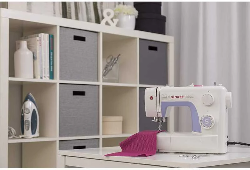 Siuvimo mašina SEWING MACHINES SINGER SIMPLE3232 230001146