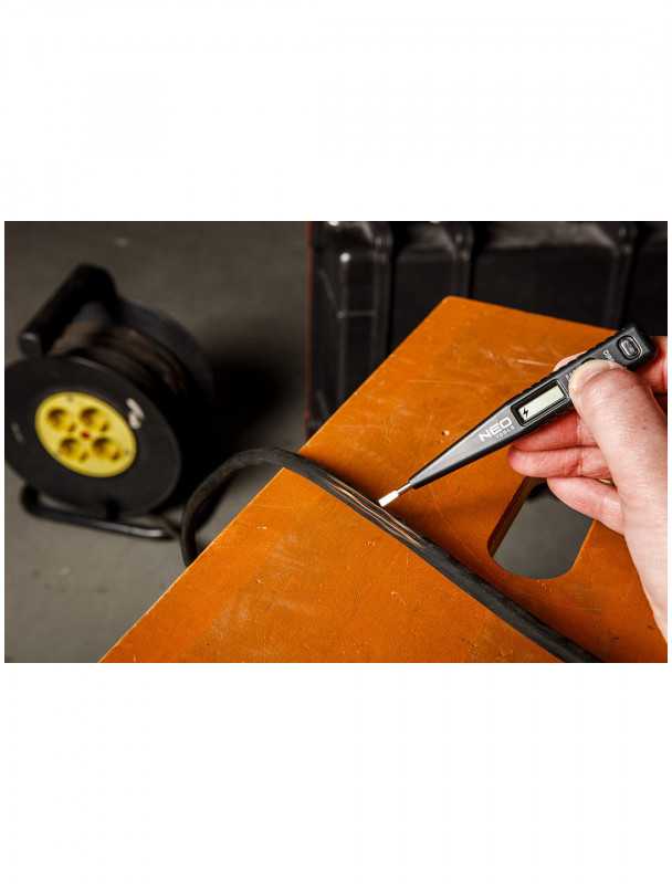 Neo Tools Skaitmeninis įtampos testeris NEO 94-005 12-250V