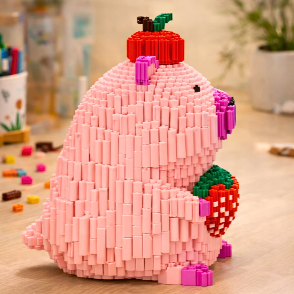 Skibi Store Capybara Statybinės plytos Braškių Rožinė 9240 vnt. DIDELIS MODELIS