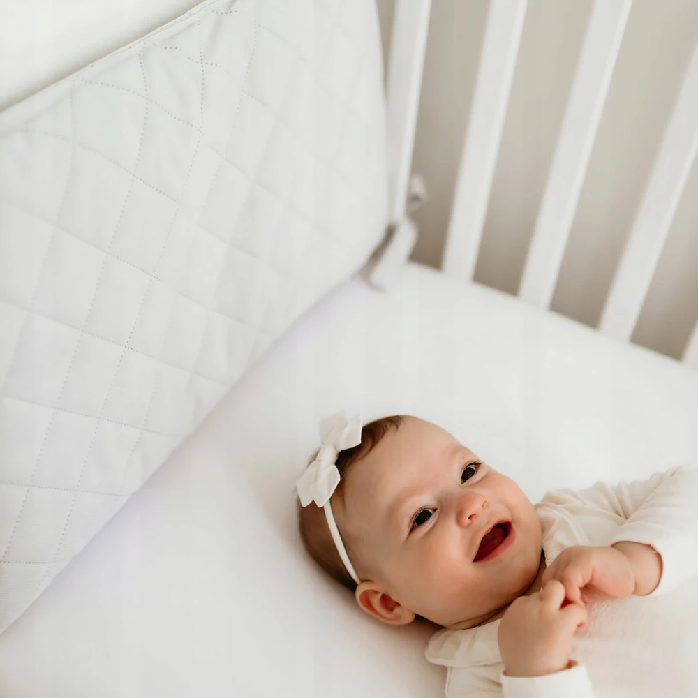 Sleepee Modułowy Ochraniacz Do Łóżeczka Pikowany Velvet Gąbka Do Łóżka