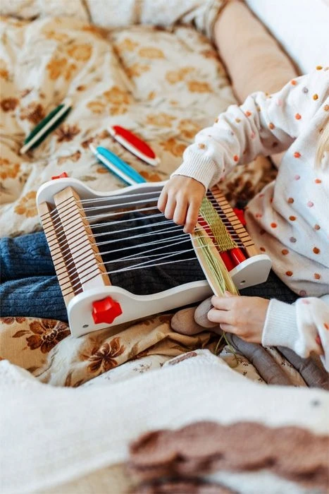 Small Foot SFD Medinės audimo staklės Mažos audimo dirbtuvės Vaikiškas žaislas