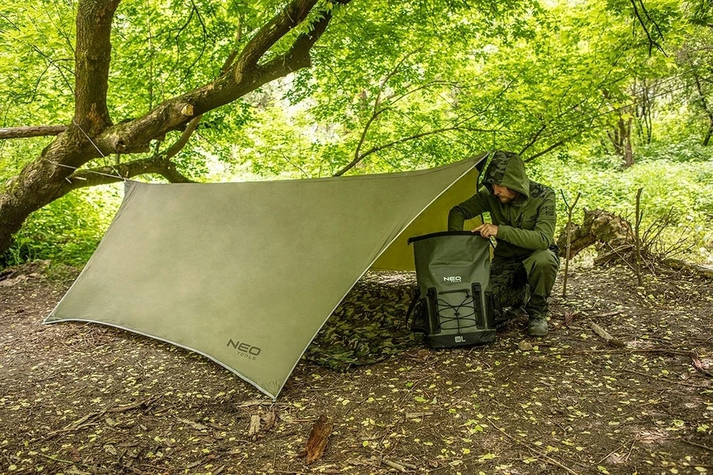 SODO HAMAKŲ RINKINYS SU TINKLELIS NUO UODŲ 330 X 140 CM TARP SURVIVAL JUOSTA
