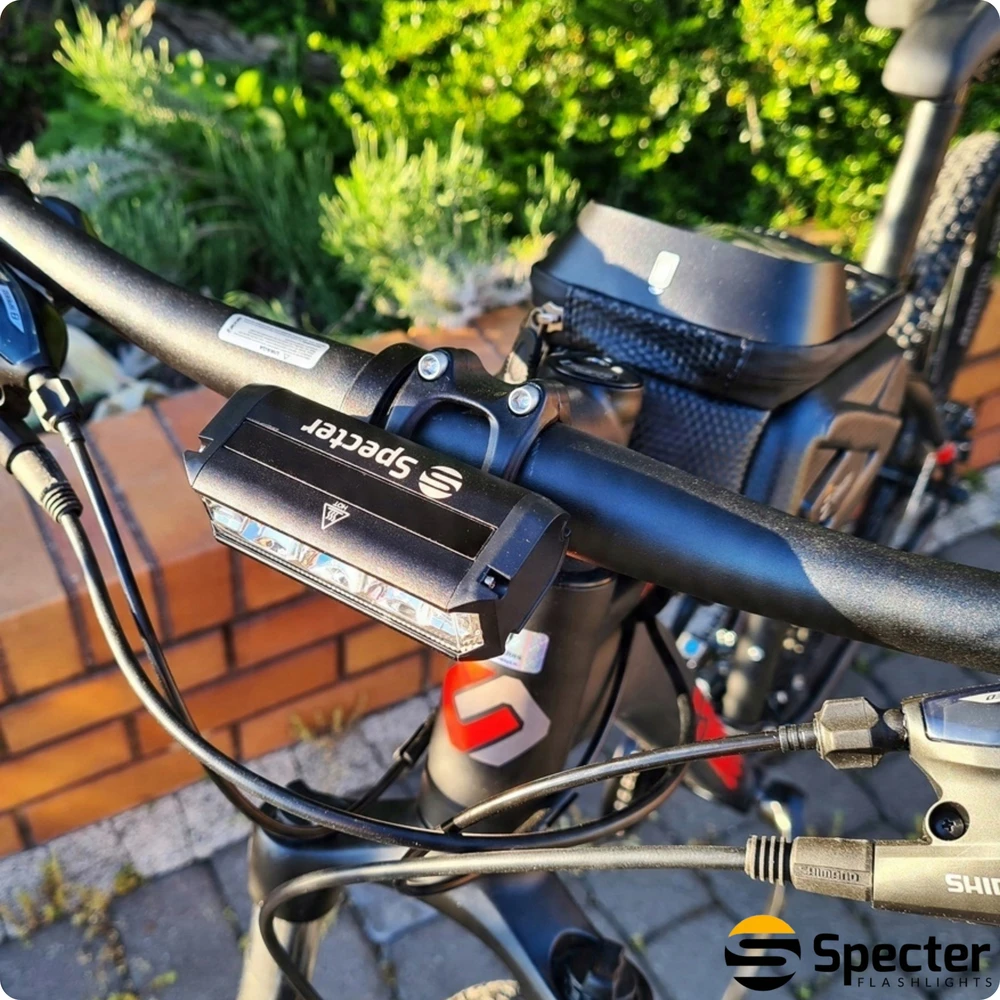 Specter LED PRIEKINIS DVIRAČIO LEMPAS 1200lm Strong Spectre 630 dviračio žibintai
