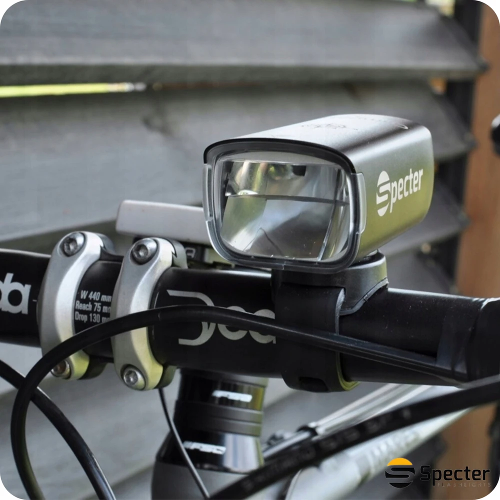 Specter LED PRIEKINIS DVIRAČIO LEMPAS USB C Spectre Compass 1500LM 7 režimai