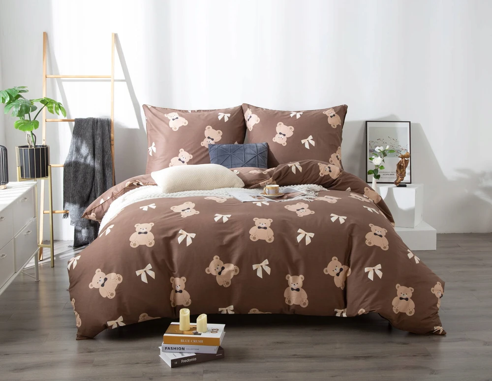 Spod Igły i Nitki Patalynė Z MISIEM KOMPLET 200x200 SATYNA 100% BAWEŁNA PRINTY TEDDY