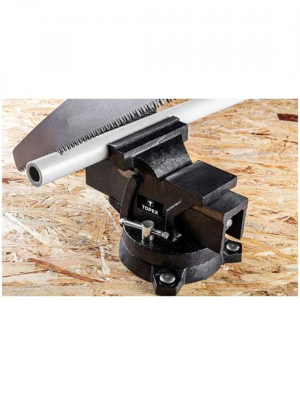 Stalo spaustuvas TOPEX 07A210, 100 mm, besisukantis, su priekalu