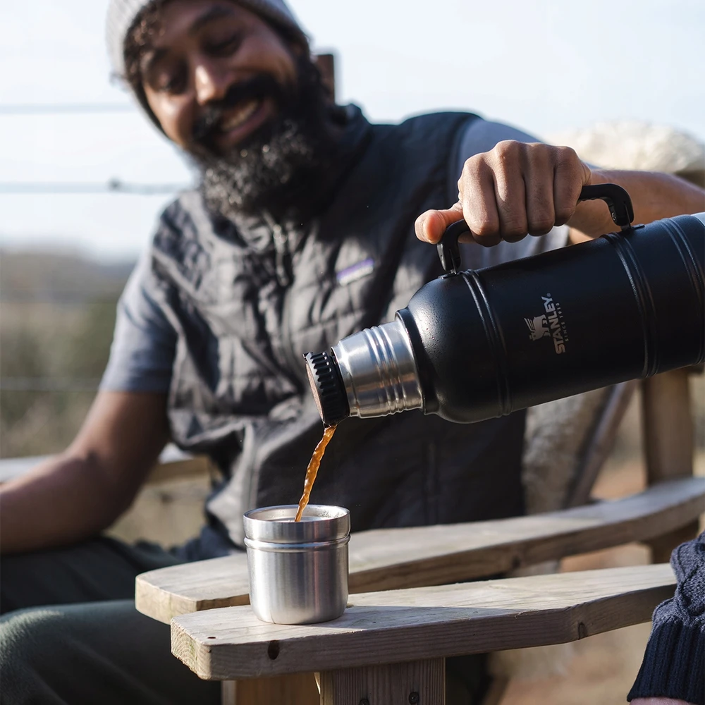 Stanley "Thermos The Artisan Thermal Bottle" 1,4 l juodos spalvos