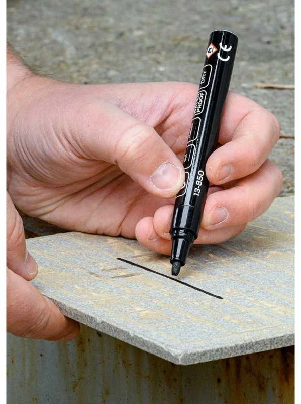 Statybiniai žymekliai NEO TOOLS 13-850 (4 vnt.) - storas rašalas, juodas, permanentinis, atsparus vandeniui