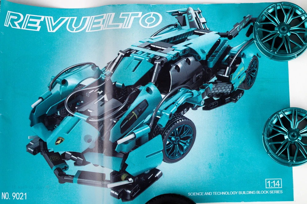 Statybinių plytų rinkinys AUTOMOBILIŲ Sportinio automobilio modelis Revuelto LAMBO