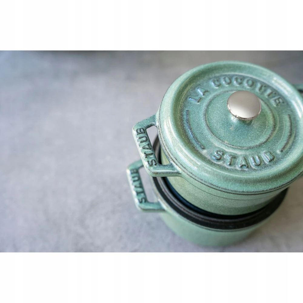 Staub Mini Cocotte mini apvalus ketaus puodas 250 ml, mėtų