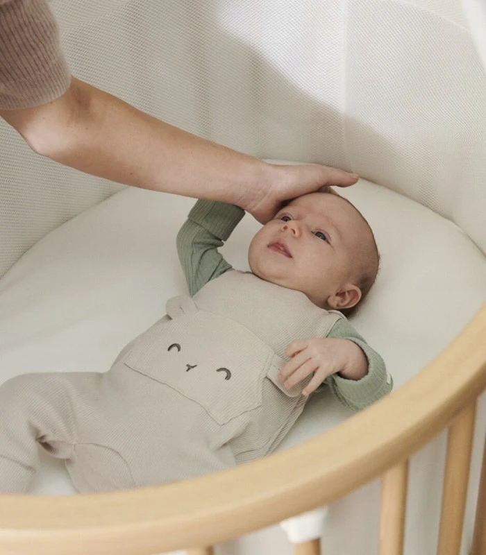 Stokke - Siateczkowa wkładka do łóżeczka Sleepi Mini - baltas