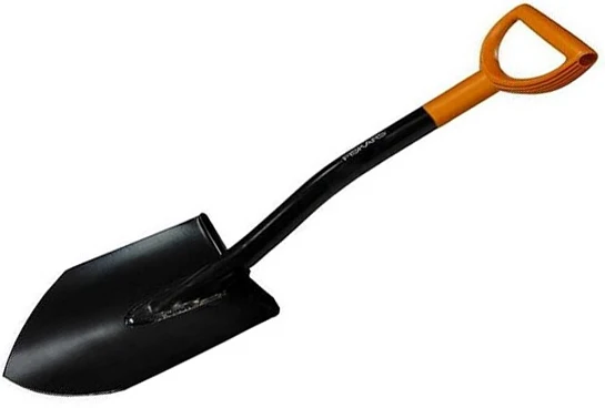 Fiskars sniego kastuvas automobiliui smailia briauna