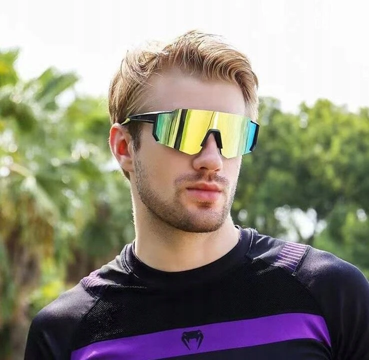 Stylion Sportiniai saulės akiniai SVM-11, UV400, juodi su mėlynais veidrodiniais lęšiais