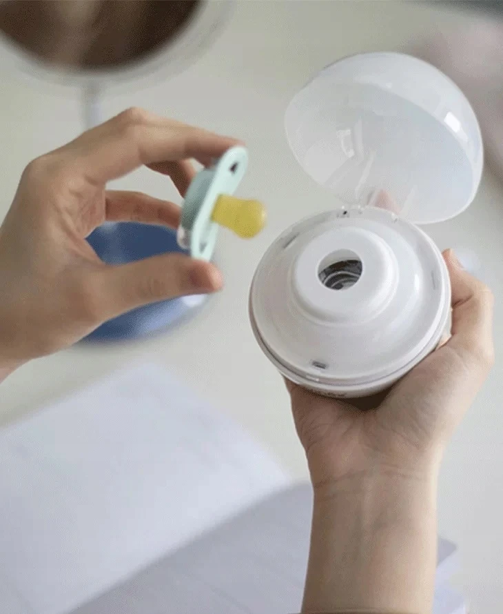 SUAVINEX NEŠIOJAMASIS UV STERILIZATORIUS čiulptukams, ROŽINĖ