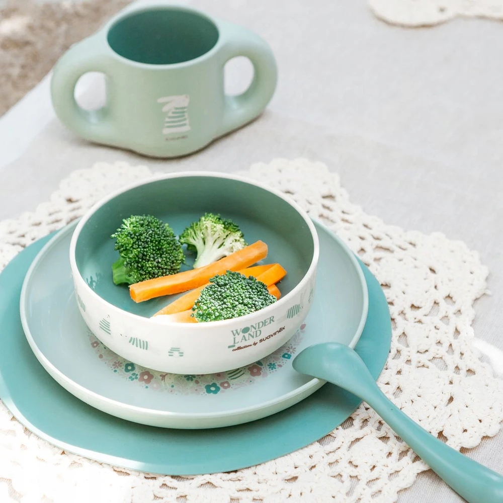SUAVINEX WONDERLAND NEW valgymo rinkinys (lėkštė, kilimėlis, šaukštas) 6m+