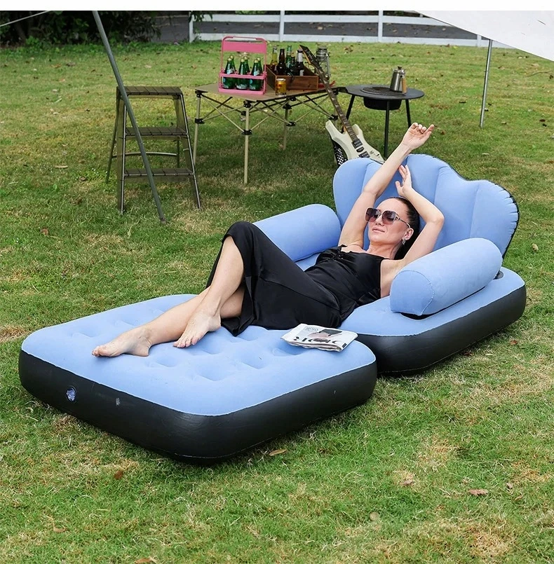 Sulankstoma pripučiama sofa su kojiniu pompa.