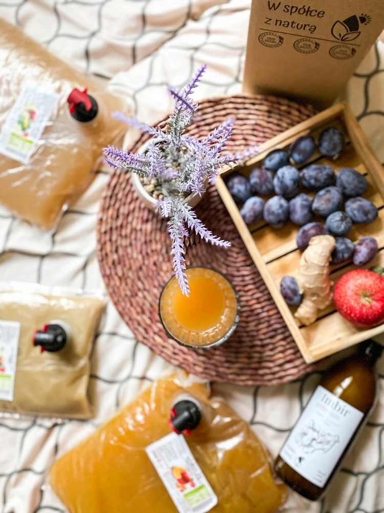 SULČIOS OBUOLIŲ Apelsinų ciberžolė NFC šalto spaudimo Tłocznia Szymanowice 3l