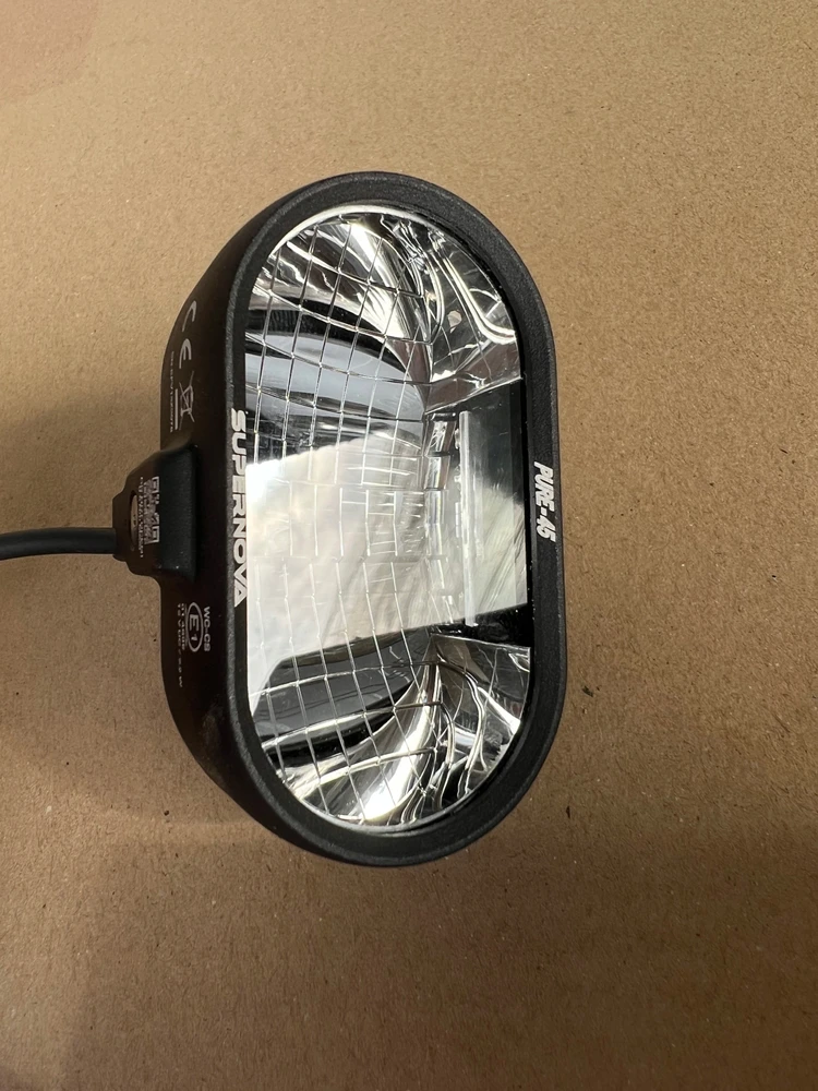 Supernova M99 Mini Pure-45 E-dviračio priekinis žibintas