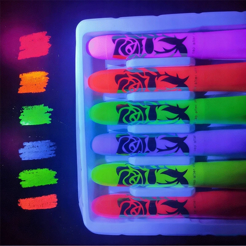 Šviesus pieštukas veido piešimui su neoniniu rašikliu