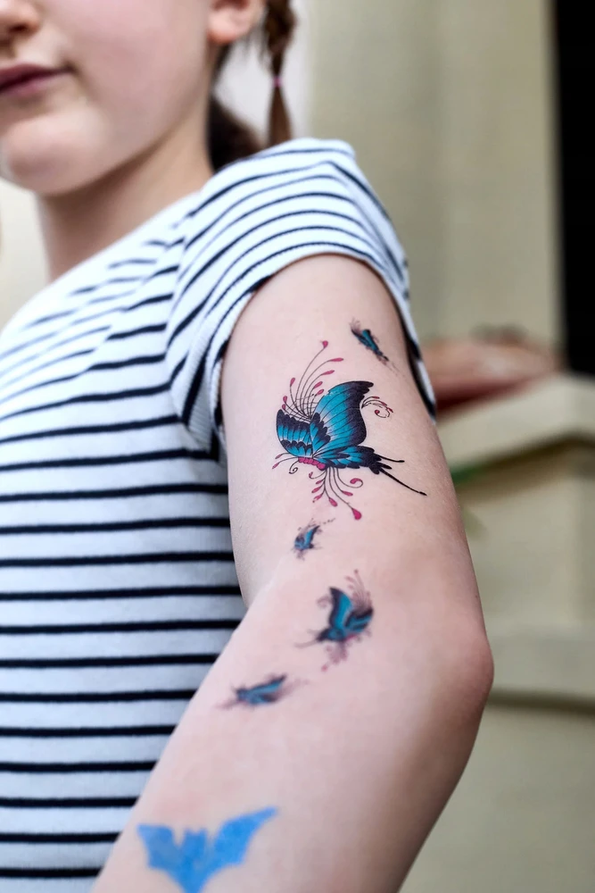 Tadekmark Kūrybinis 150 tatuiruočių šablonų rinkinys, 4 geliniai rašikliai, Tatuiruotės vaikams