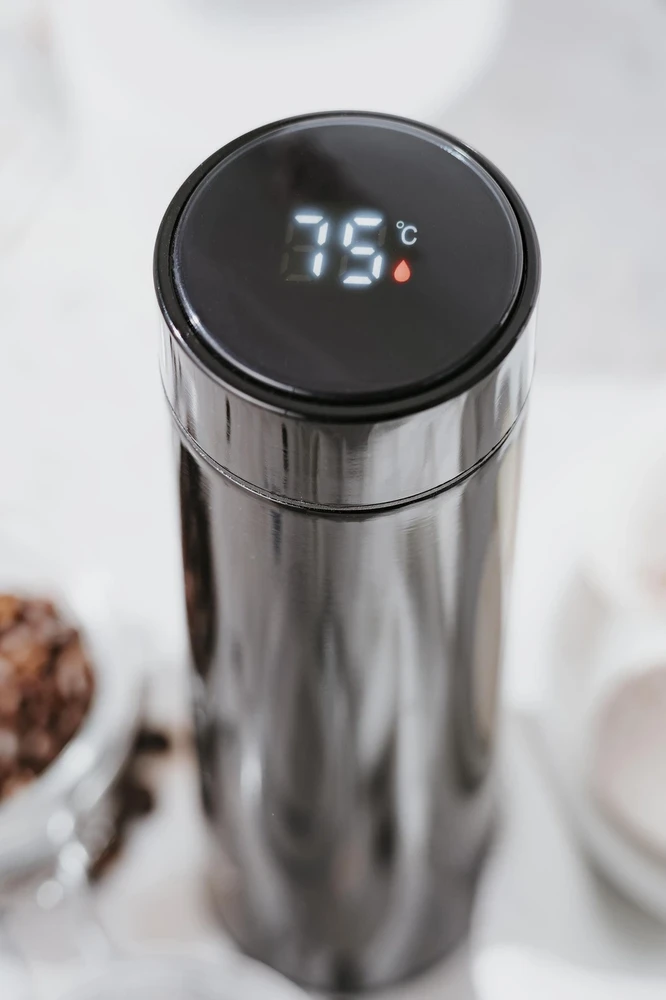 Camry | Thermal Flask | CR 4507bk | Capacity 0.473 L | Material Nerūdijantis plienas/Silicone | Juodas