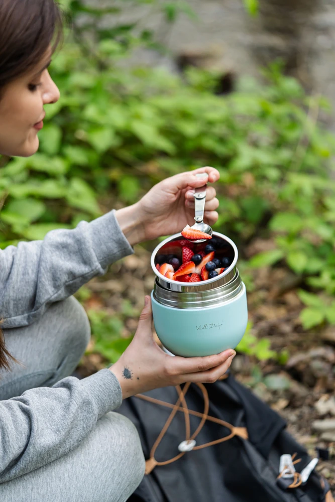 Termosas maistui Vialli Design Fuori 680 ml su šaukštu