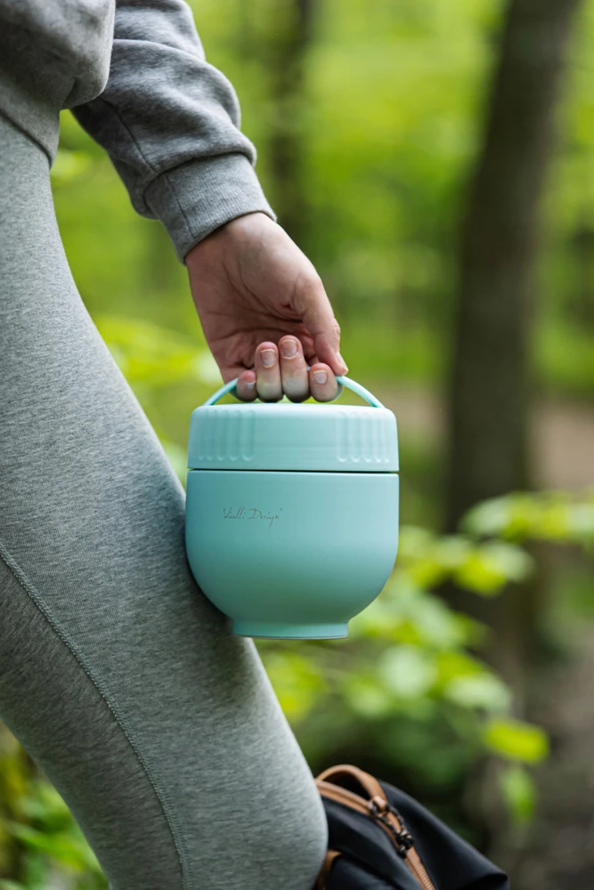 Termosas maistui Vialli Design Fuori 680 ml su šaukštu