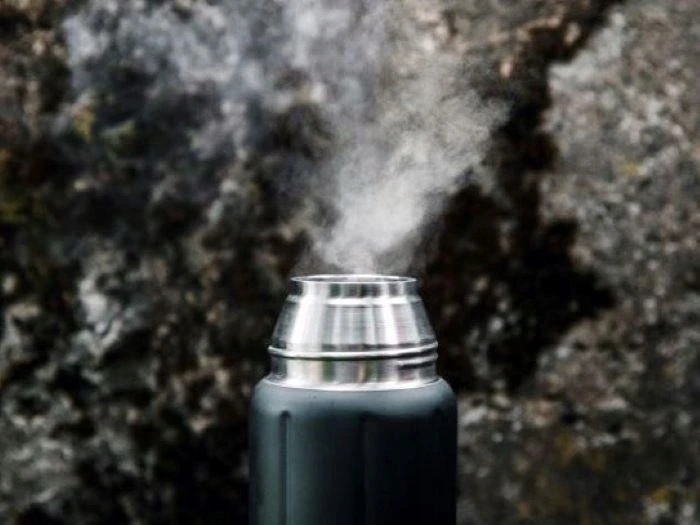 Termosas su puodeliu SIGG 0.55 L | juodas