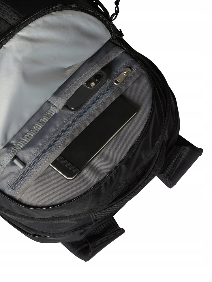 The North Face juoda 31 l kuprinė su laptopo skyriumi